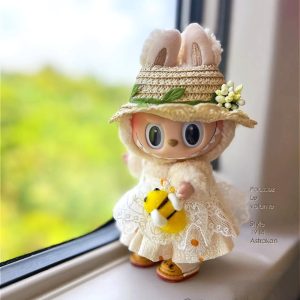 Stylish Daisy & Straw Hat For 3.0 Labubu Ropa Chic Dress With Pearl Headdress - Cute & Elegant Labubu-Themed Outfit